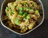 A picture of step 5 of Brinjal bharit (Maharashtrian thali).