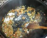 Foto del paso 11 de la receta Sopa de marisco congelado y fresco con fondo de cebolletas