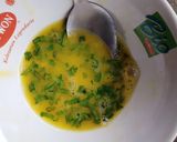 Foto langkah ke 2 dari resep Telur Dadar Crispy.
