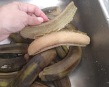 Foto del paso 2 de la receta: Guineitos (bananas verdes) en escabeche🇵🇷