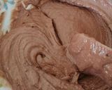 A picture of step 3 of Chocolate cake with chef's hat.