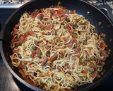 Foto del paso 5 de la receta: Noodles jardinera con magro y salsa de soja