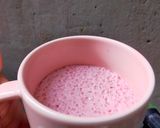 Hình bước làm 3 của món Sinh tố dâu