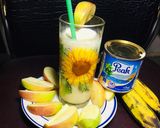 A picture of step 2 of Apple & banana smoothie🍎🍏.