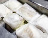 Hình bước làm 3 của món Papillote De Cabillaud - Cá Tuyết Gói Giấy Đút Lò Với Lá Thơm Provence & Dầu Olive