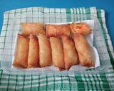 Foto langkah ke 3 dari resep 26. Lumpia Crab Stick.