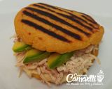 Foto del paso 6 de la receta: Arepa de plátano maduro rellena