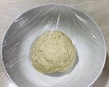 Foto langkah ke 2 dari resep Cara bikin kulit gyoza / pangsit rebus.