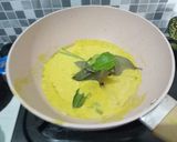 Foto langkah ke 3 dari resep Opor ayam Telur santan kara.