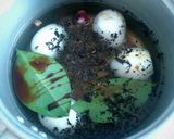 Foto langkah ke 4 dari resep Telur pindang (sego liwet side dishes).