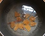 Foto langkah ke 1 dari resep Es Setrop - Es Buah Simple Syrup.