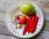 Foto langkah ke 2 dari resep Pepes Ikan Otek Mangga Muda.