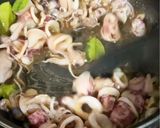 Foto langkah ke 4 dari resep Baby Cumi Saus Tiram.