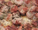 Pas rețetă Mămăligă cu sos de carne de vită 3 fotografie