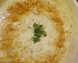 A picture of step 2 of Dahi phulki raita.