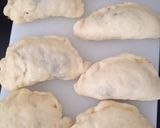 Foto langkah ke 6 dari resep Panada isin abon ikan Cakalang.