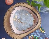 A picture of step 5 of Chia muesli breakfast bowl.