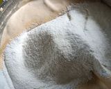 Foto langkah ke 3 dari resep Banana Sponge Cake.
