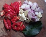 Foto langkah ke 1 dari resep Pindang Deles Pedas Saus Tiram.