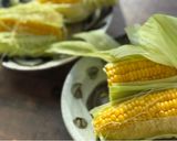 A picture of step 4 of Easy! Corn in the microwave.