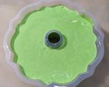 Foto langkah ke 6 dari resep Bolu Jungkir Balik Pandan.