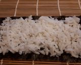 Foto del paso 6 de la receta: Sushi uramaki de pollo teriyaki