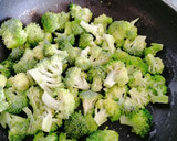 Foto del paso 6 de la receta: Ensalada de brócoli y bulgur con vinagreta de naranja