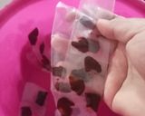 Foto langkah ke 3 dari resep Es Lilin Matcha Choco.