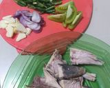 Foto langkah ke 1 dari resep Pindang Masak Cabe Ijo.