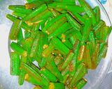 A picture of step 2 of Bhindi Masala curry.