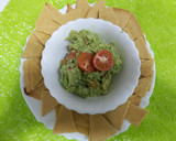 Foto del paso 4 de la receta: Nachos caseros con harina de garbanzo y guacamole casero