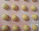 Foto langkah ke 4 dari resep Mini Bomboloni Tower.