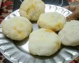 A picture of step 5 of Andhra  Style Masala Potato  Stuffed  Idly.