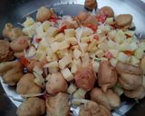 A picture of step 5 of Dahi Phulki Chat.