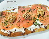 Foto del paso 5 de la receta: Tosta de salmón