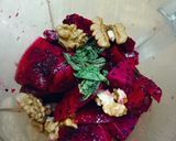 A picture of step 2 of Walnut & Creamy Dragon Fruit Smoothie.