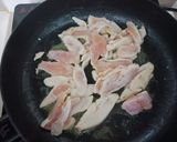 Hình bước làm 1 của món Măng tây xào ức gà