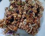 A picture of step 4 of Granola bar.