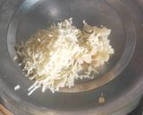 A picture of step 1 of Tiranga bread pakora.