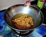 A picture of step 2 of Boondi Ke Ladoo.