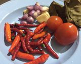 Foto langkah ke 3 dari resep Tumis Pare Udang Pedas.