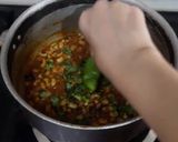 A picture of step 8 of Spicy beans.