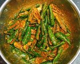 A picture of step 6 of Green chilli pickle.