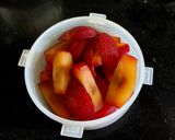 A picture of step 1 of Plum Chutney.
