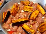 باذنجان باللحمة المفرومة