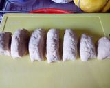 A picture of step 2 of Ring doughnut.