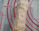 Foto langkah ke 4 dari resep Caterpillar Bread.