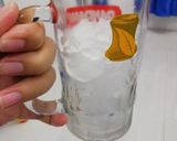 Foto langkah ke 5 dari resep Dalgona coffee tanpa mixer.
