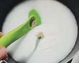Foto langkah ke 2 dari resep Bubur Nasi Sederhana (Sat-Set) 15 Menit.