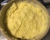 Une image de l'étape 4 de Purée de pommes de terre roseval gratinée à l emmental.